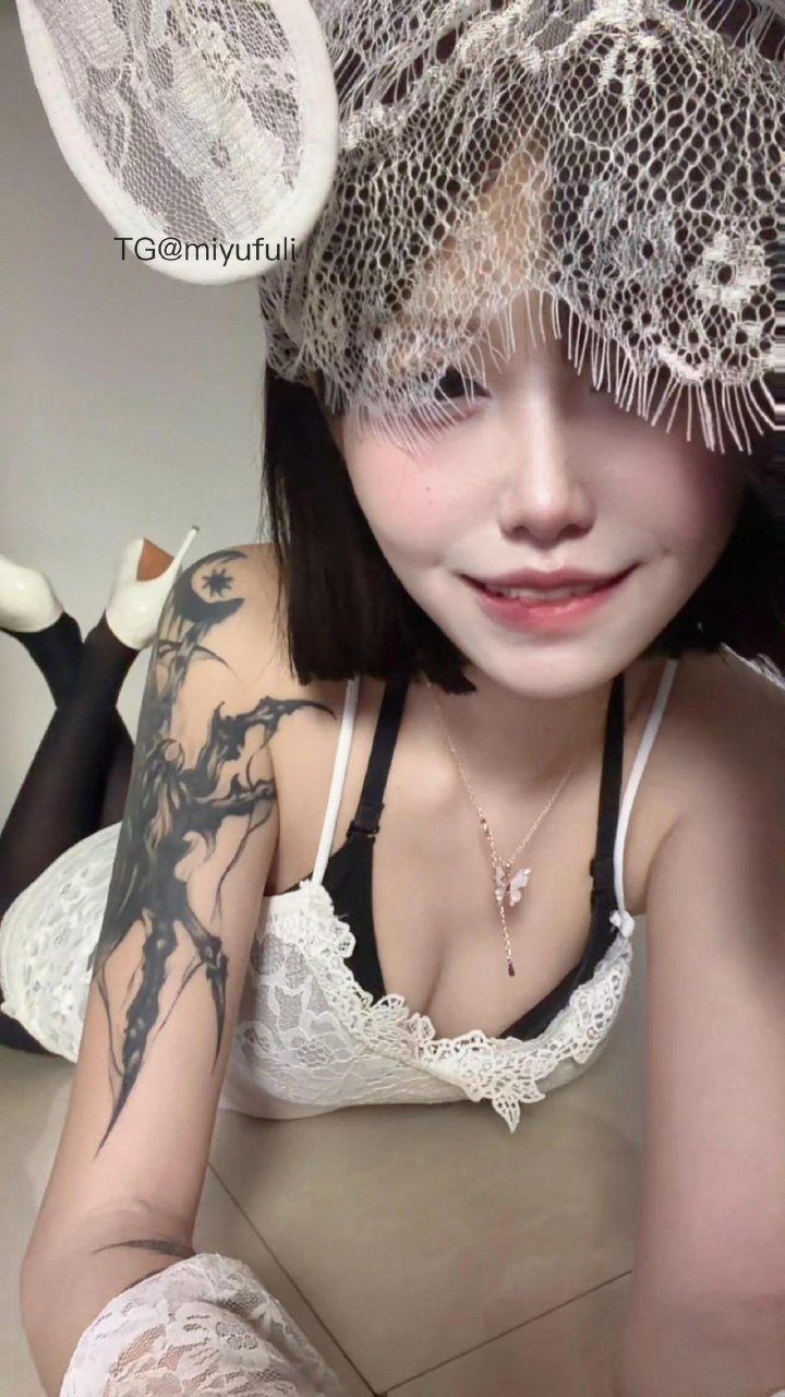 小哭包不哭 2025-10-28 10:08:14 【付费贴】哭包最新居家 第3张