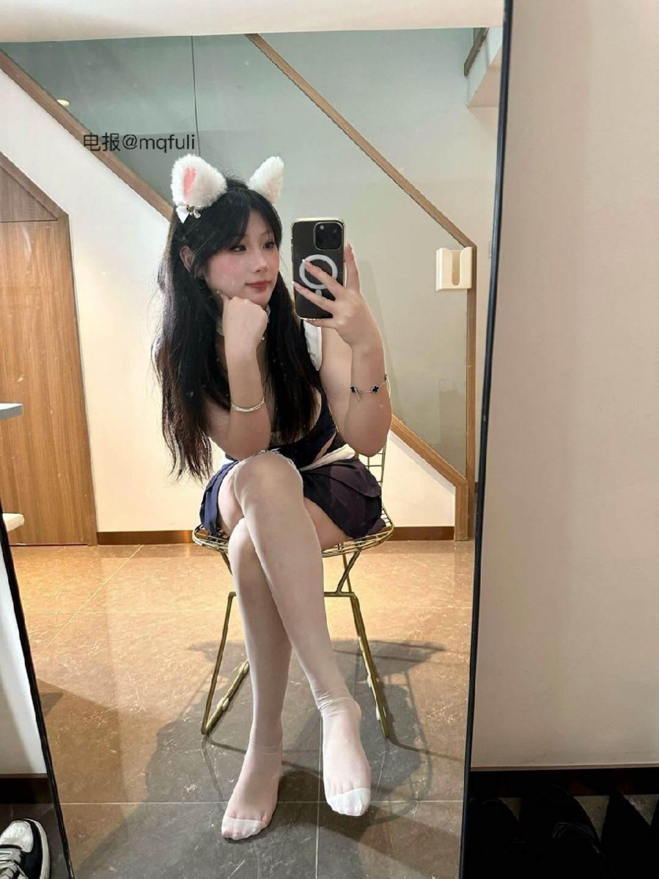 小妮酱紫 2025-10-14 19:01:36 小兔子🐰