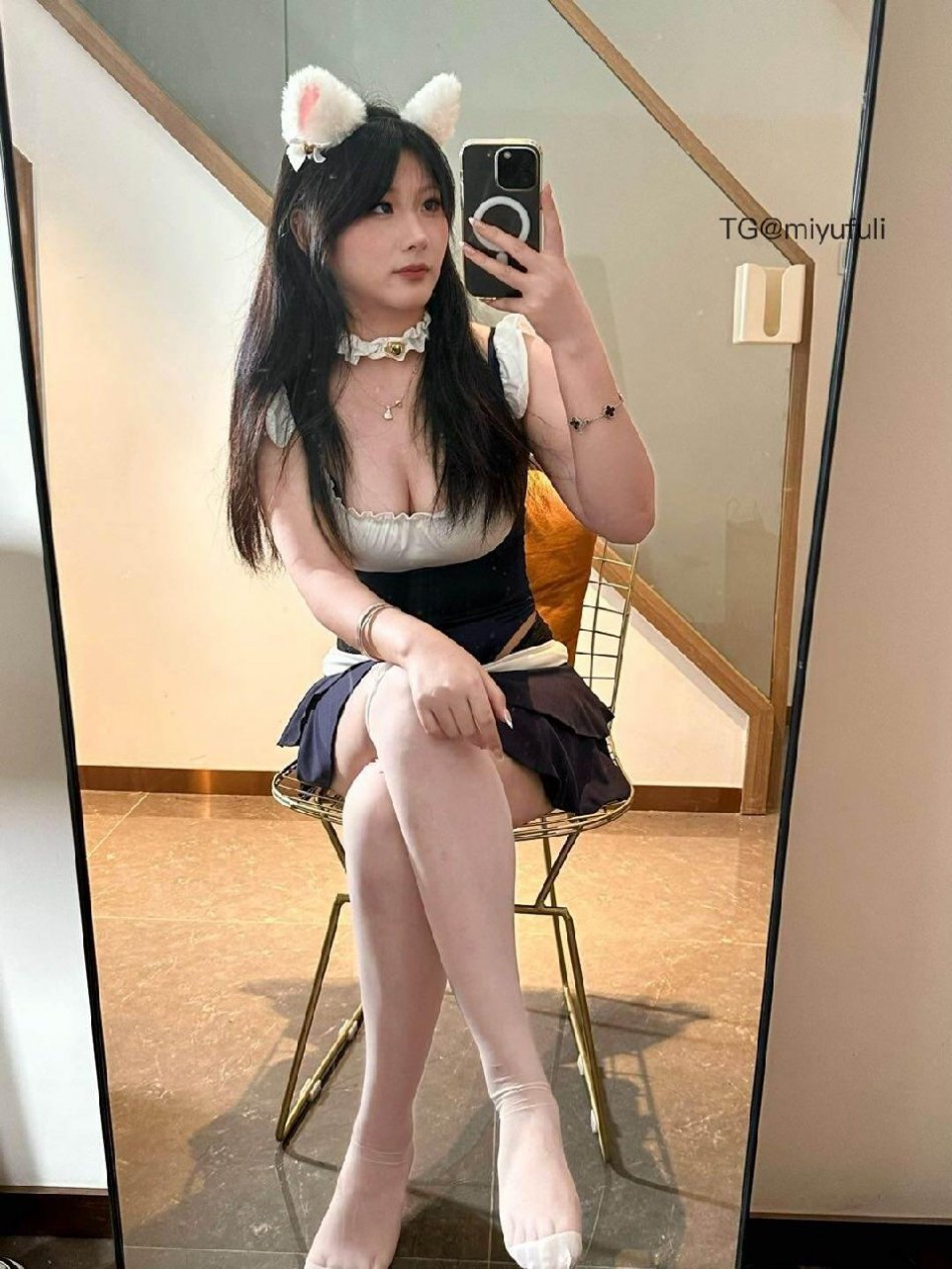 小妮酱紫 2025-10-14 19:01:36 小兔子🐰