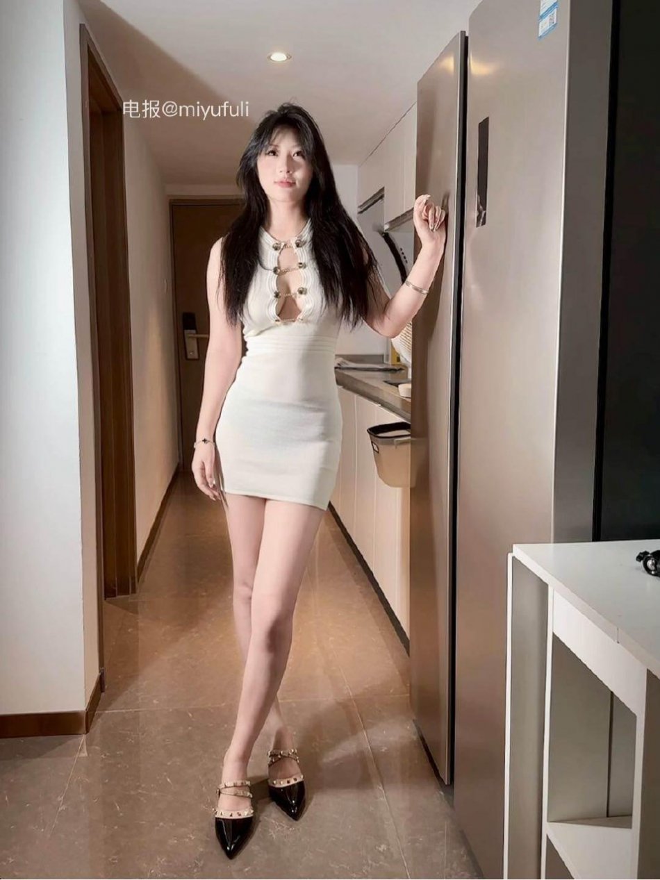 小妮酱紫 2025-10-14 19:54:11 站着还是跪着 宝宝们喜欢哪一款呀