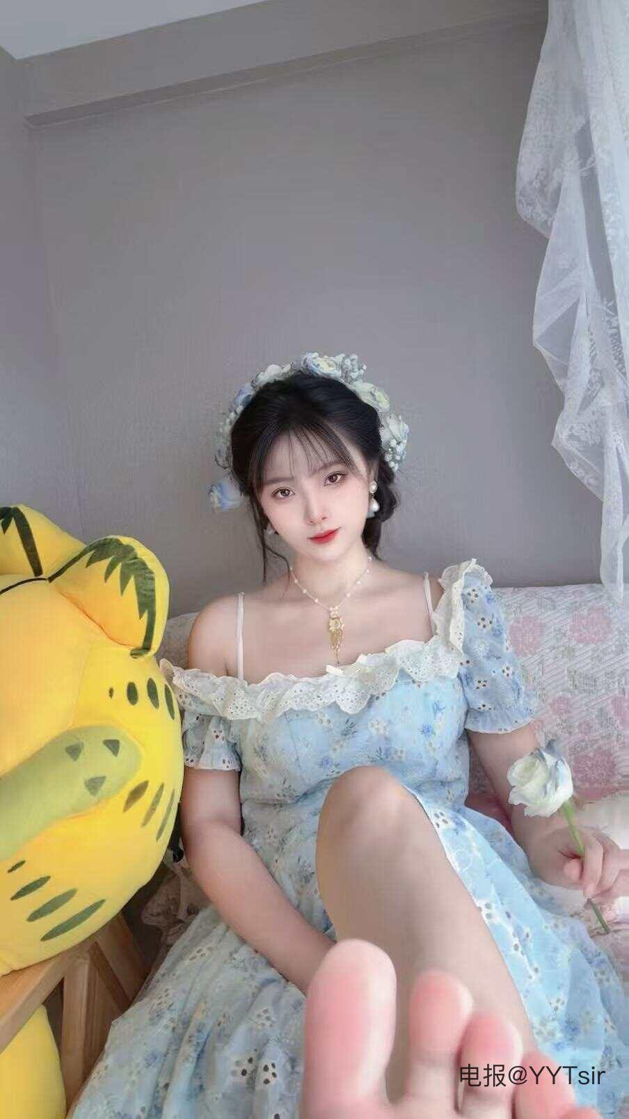 枝枝栗子 2025-10-07 13:04:16 宝宝吃饭了嘛