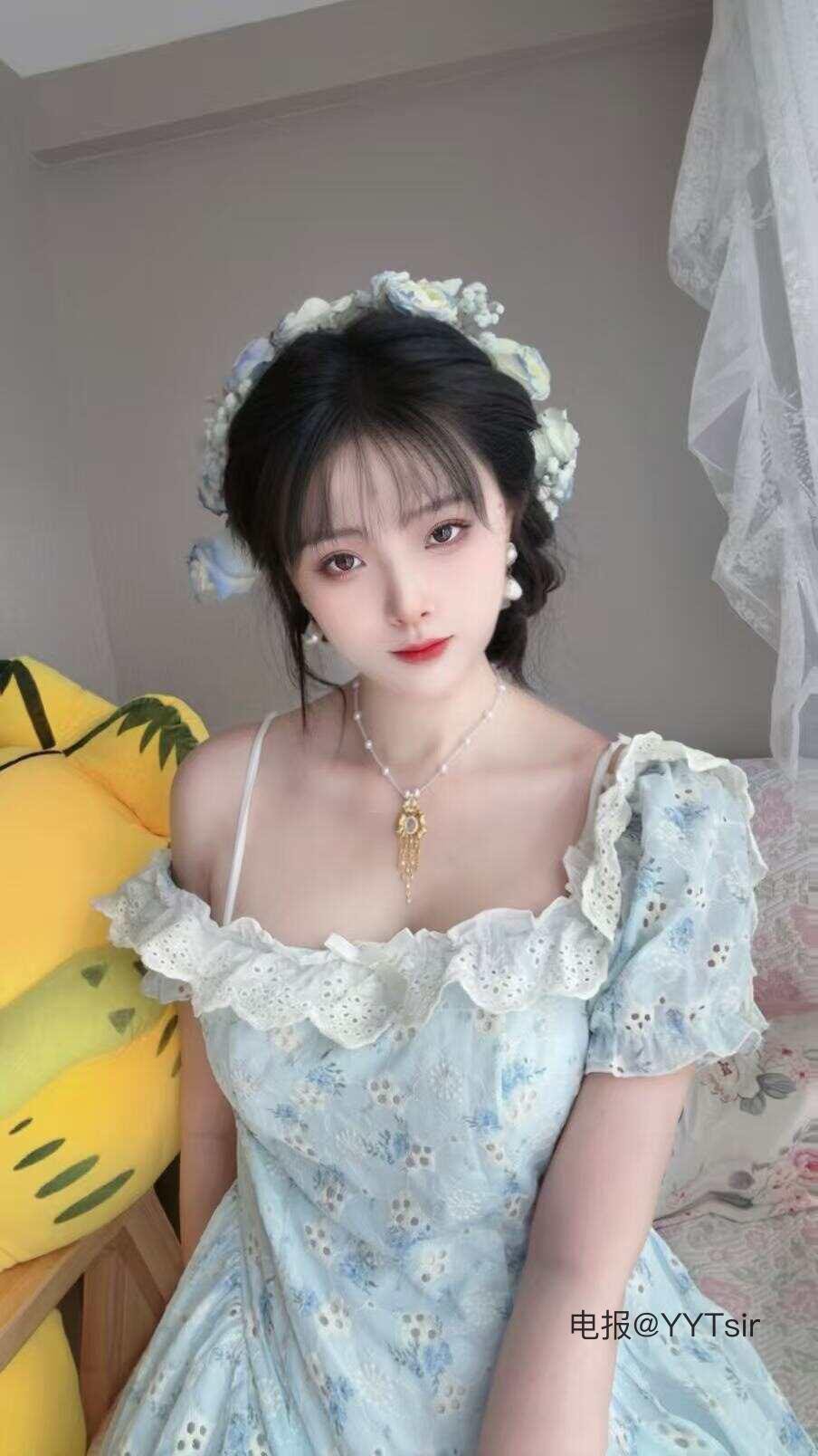 枝枝栗子 2025-10-07 13:04:16 宝宝吃饭了嘛