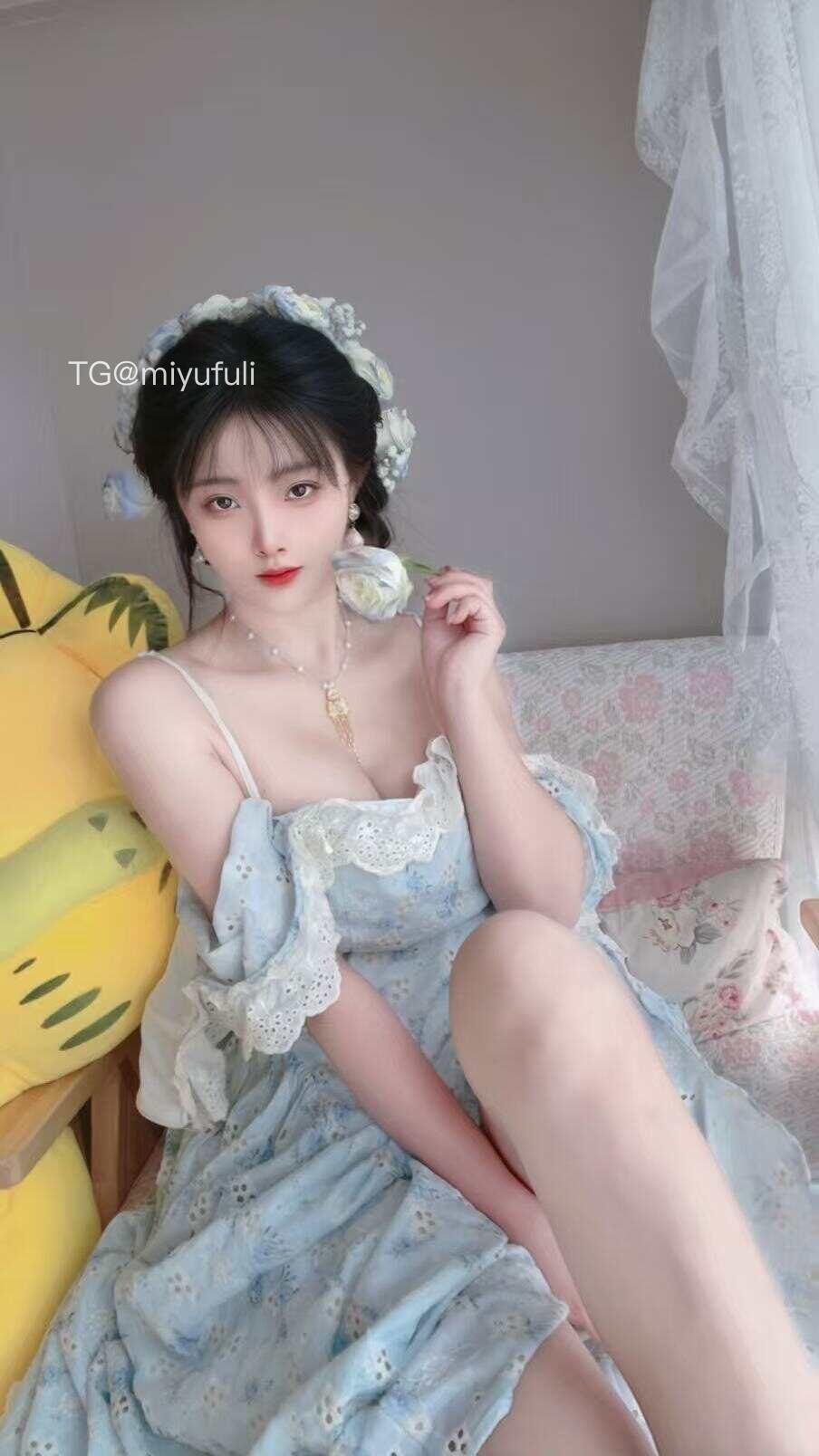 枝枝栗子 2025-10-07 13:04:16 宝宝吃饭了嘛