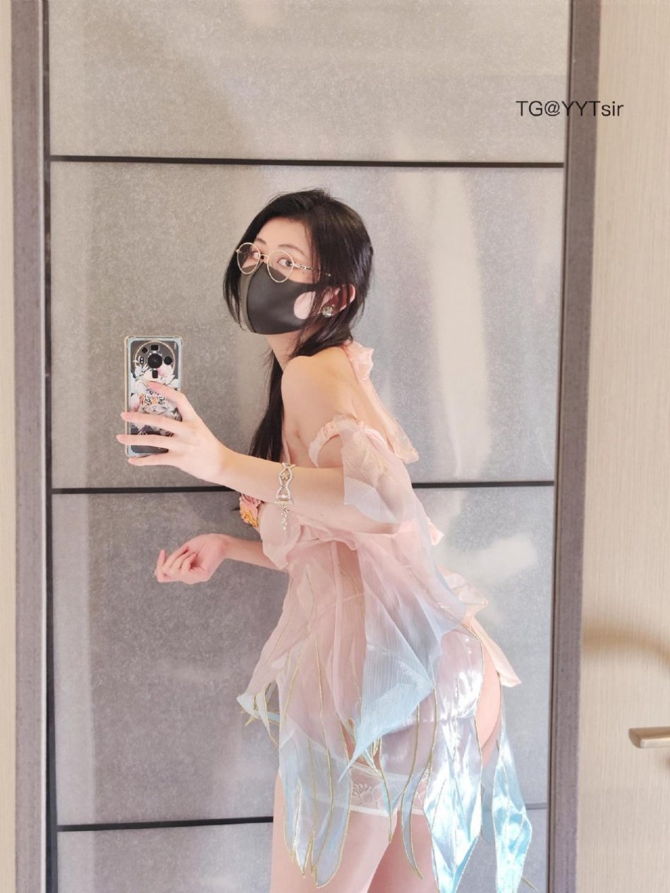 Naimi奶咪 2025-10-15 17:57:43 【嘉宾帖】该起床做早操咯