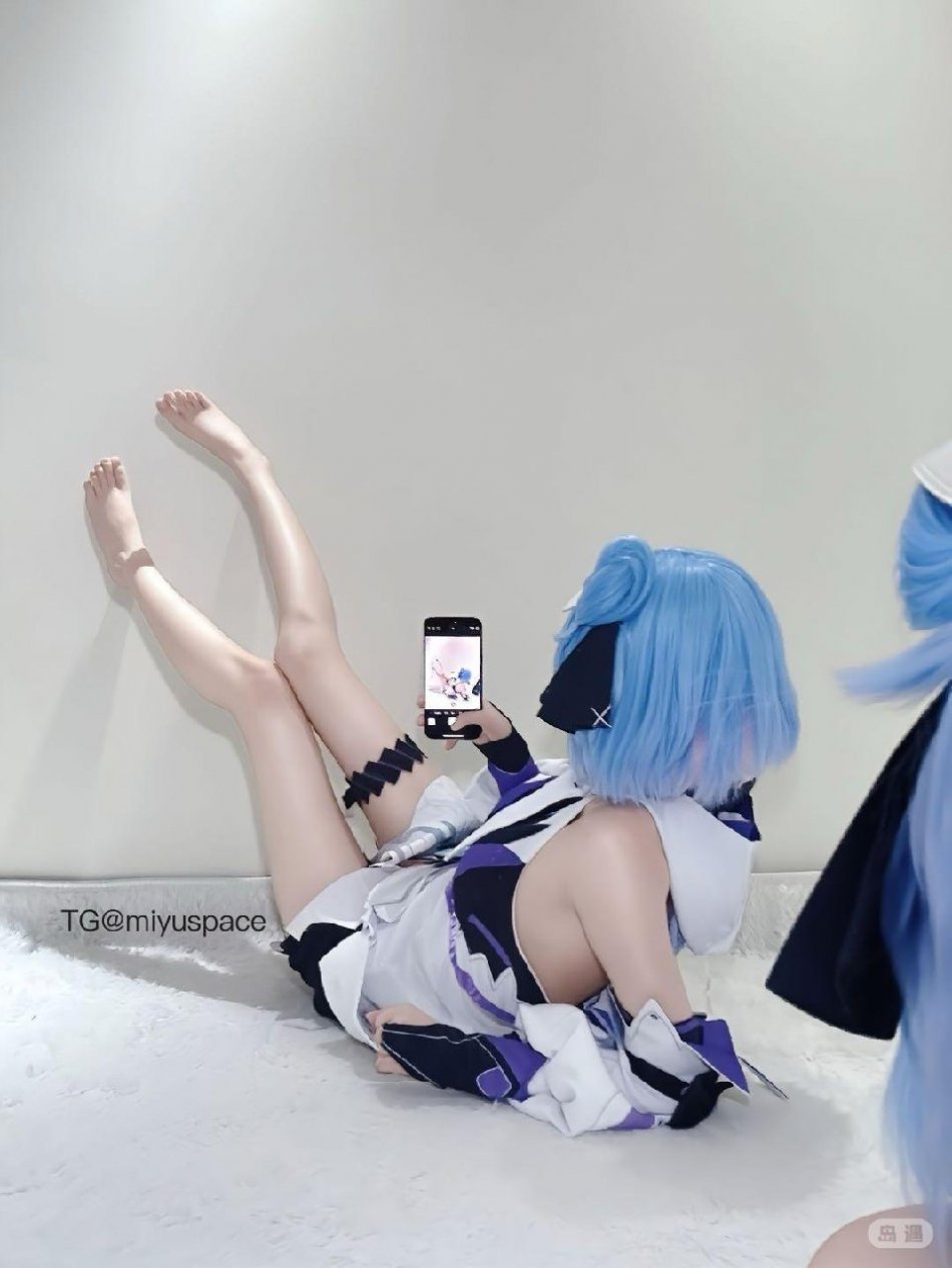 布丁Mama 2025-10-22 11:41:09 喜欢全天下的狗狗～