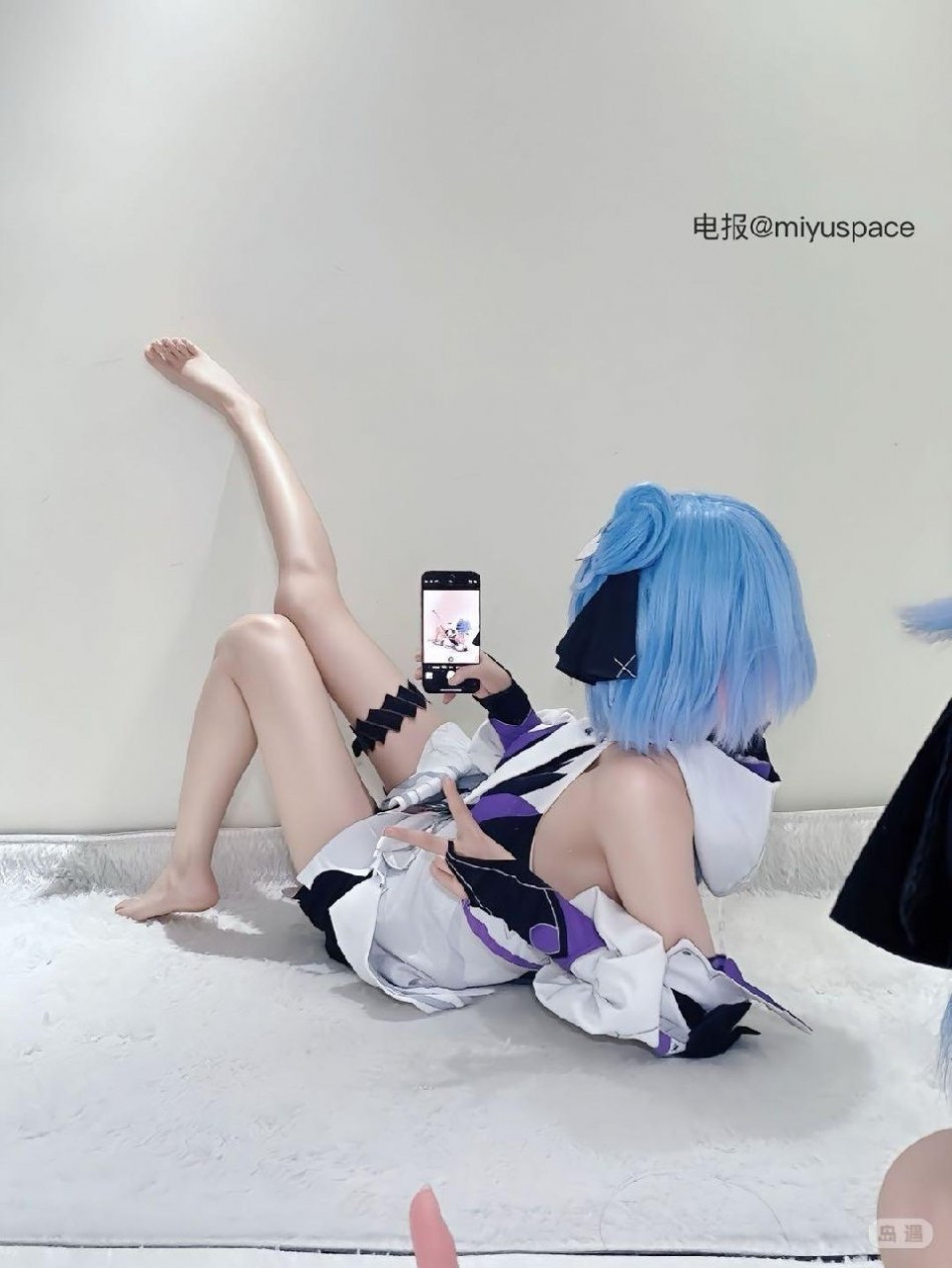 布丁Mama 2025-10-22 11:41:09 喜欢全天下的狗狗～