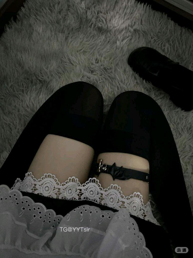 布丁Mama 2025-10-22 22:15:23 喜欢巧克力皮还是白皮～