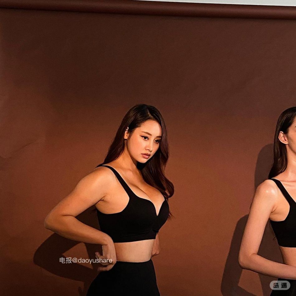 罗西老师 2025-10-25 19:46:38 放一张