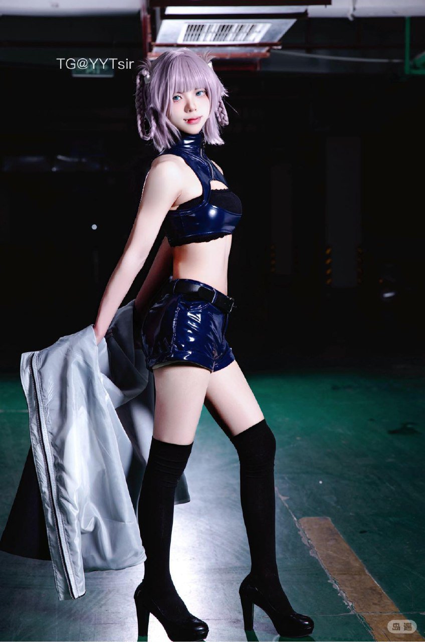 将镜 2025-10-15 11:23:21 跟我就发誓 跟她就发钱是吧🤫