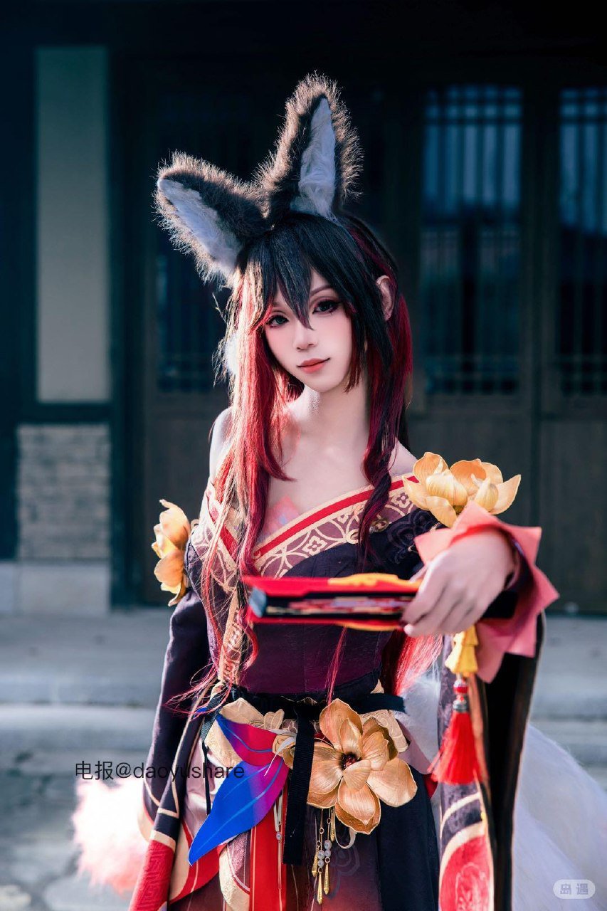 将镜 2025-10-15 11:23:21 跟我就发誓 跟她就发钱是吧🤫