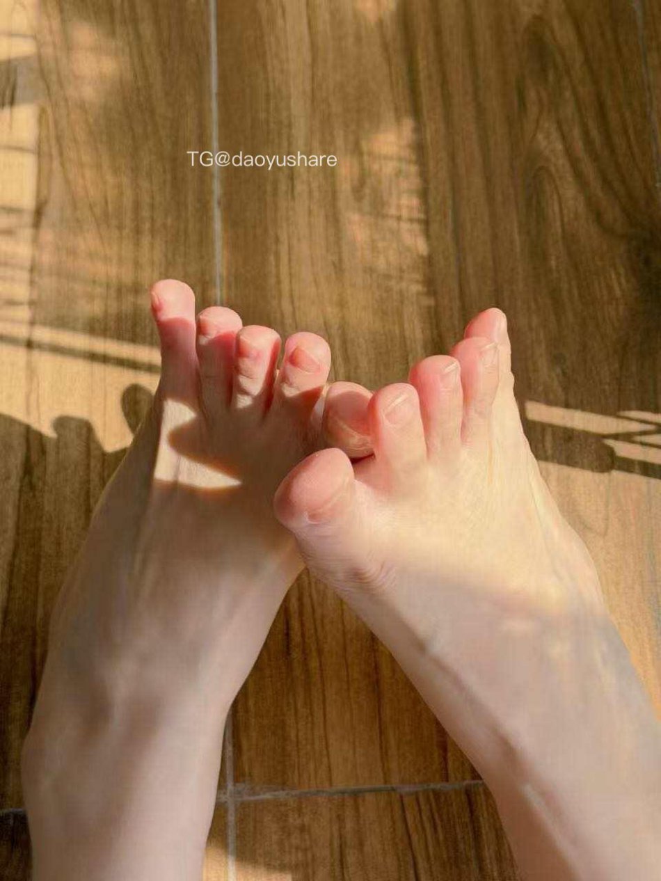 兔头同学tutu 2025-11-02 03:06:26 深夜宠粉 第2张