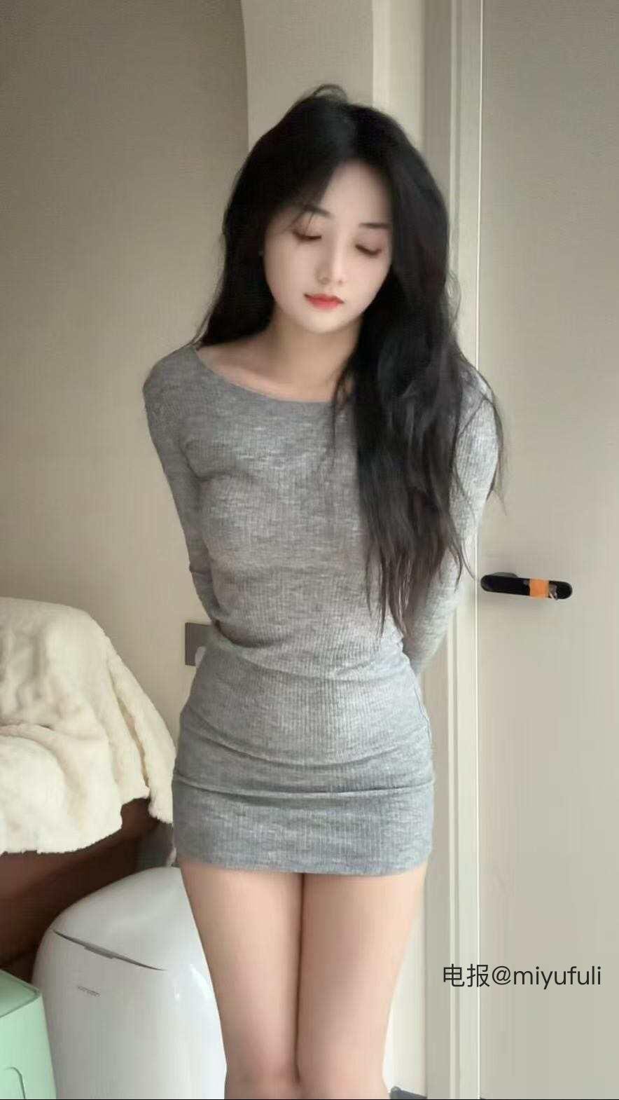 九斤明哥 2025-11-01 18:30:45 诱惑到你们了吗 第1张