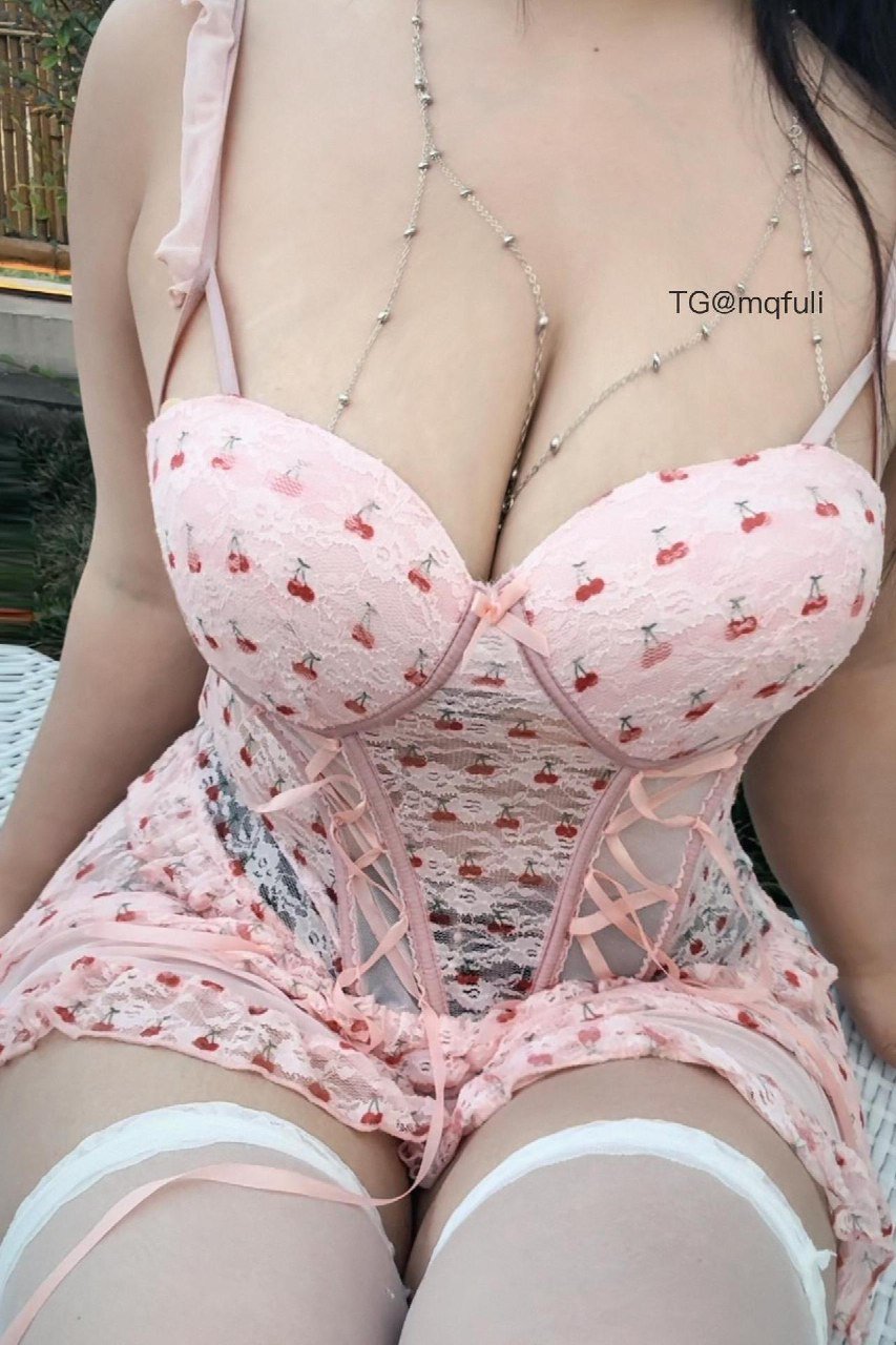 可爱多多杨 2025-11-06 02:05:40 粉色蕾丝款泳衣 第2张