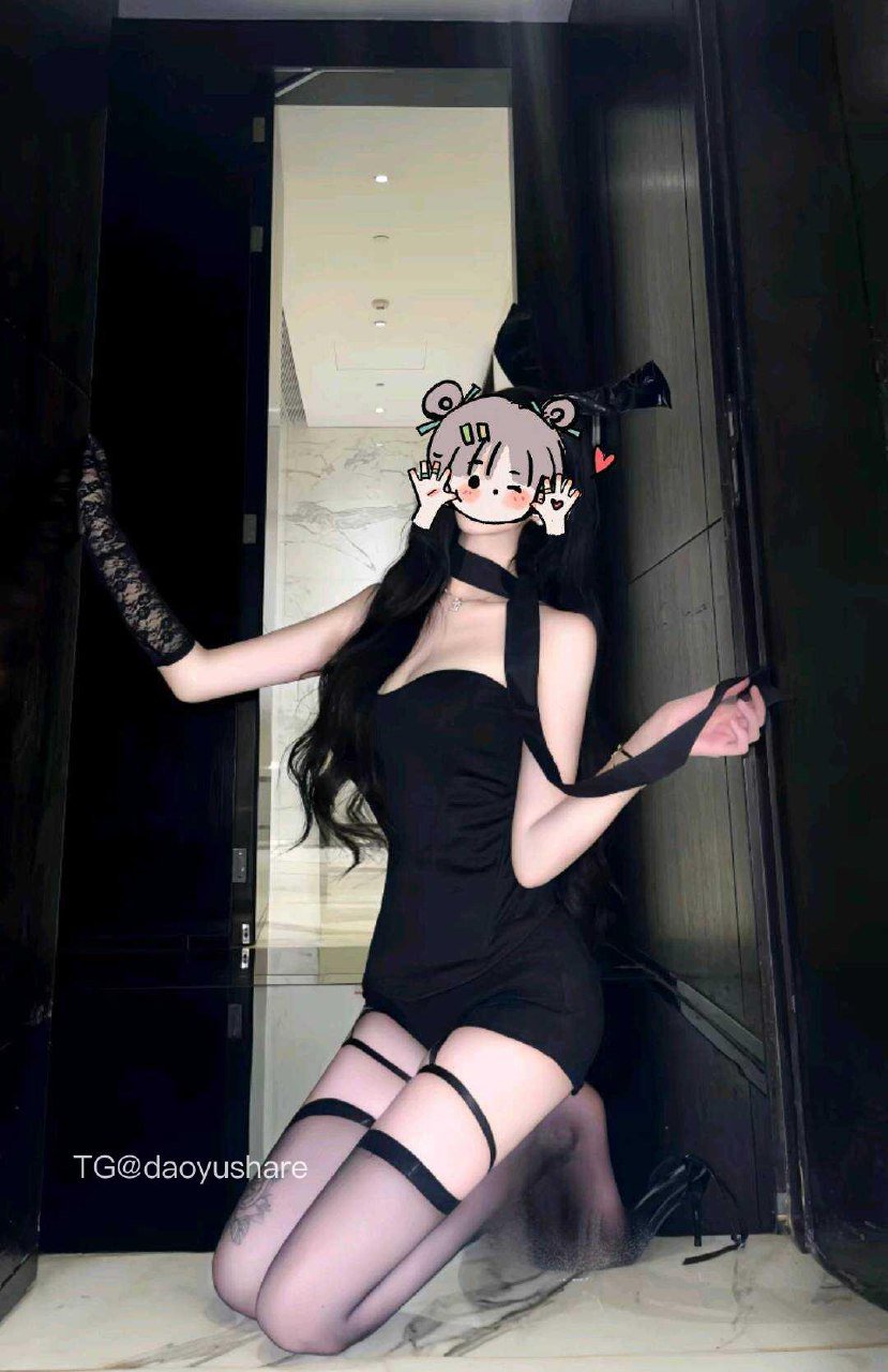 小花猫 2025-11-08 10:30:15 照片 23p 第16张