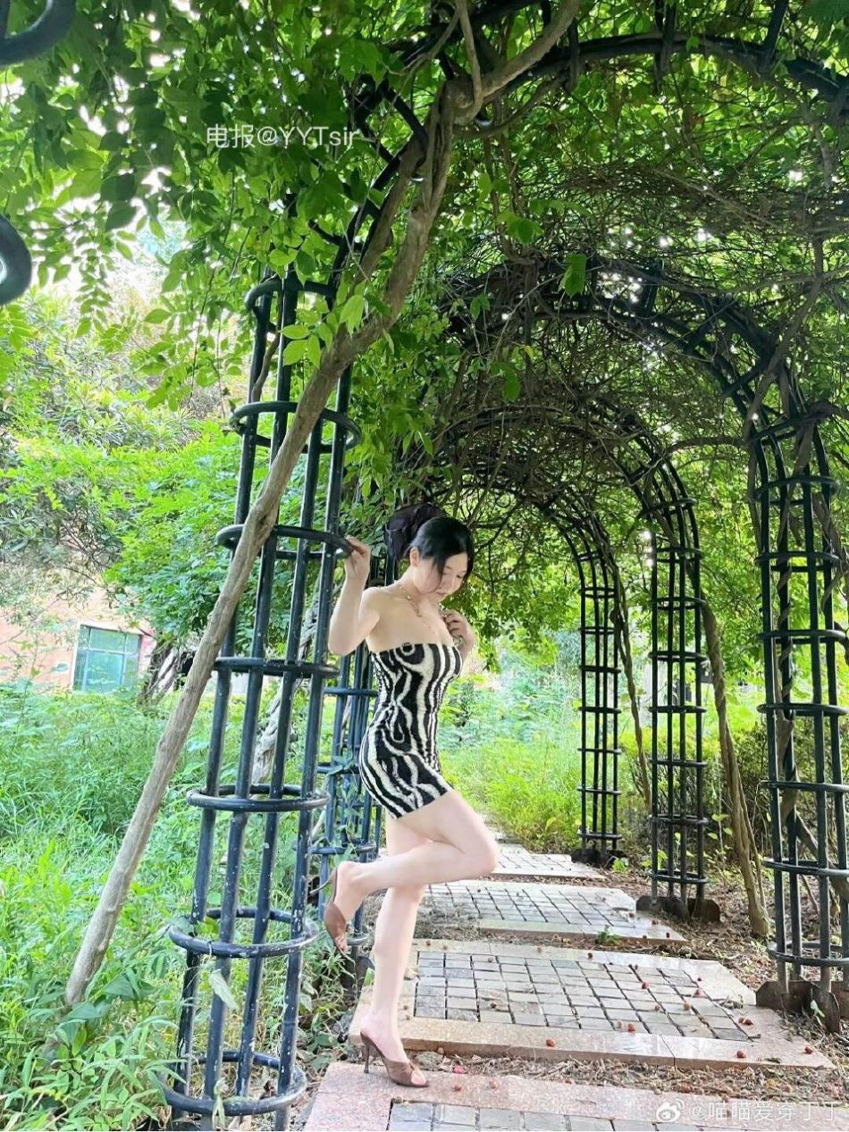 喵喵老师 2025-11-10 13:40:39 算弥补了夏天没去海边穿比基尼的遗憾 第7张