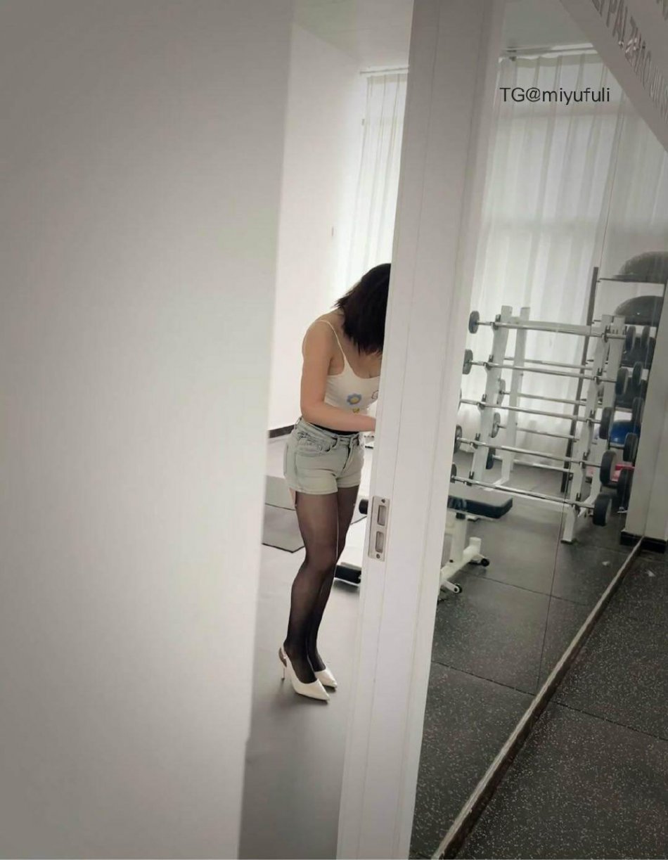 喵喵老师 2025-11-10 14:43:19 照片 第2张