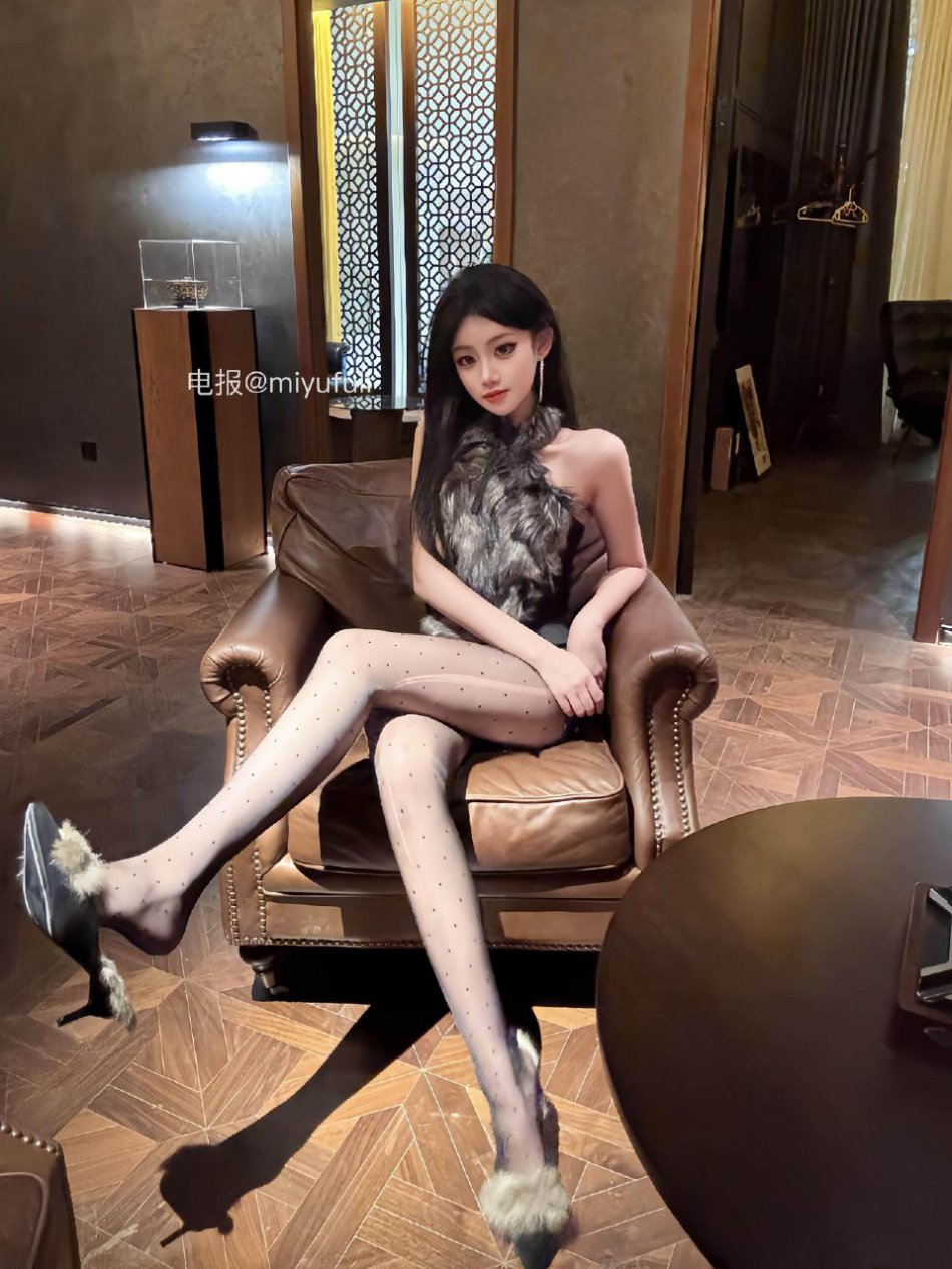 小鹿呀 2025-11-11 23:52:43 吃我一脚 第2张