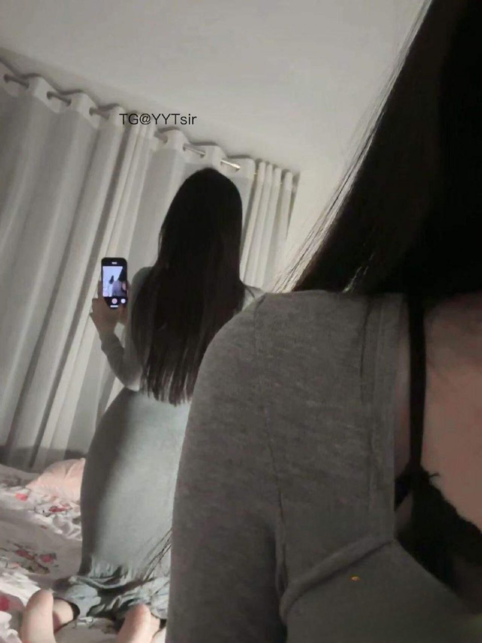 乔宝 2025-11-12 23:23:55 宝宝说想看，我就拍了 第1张