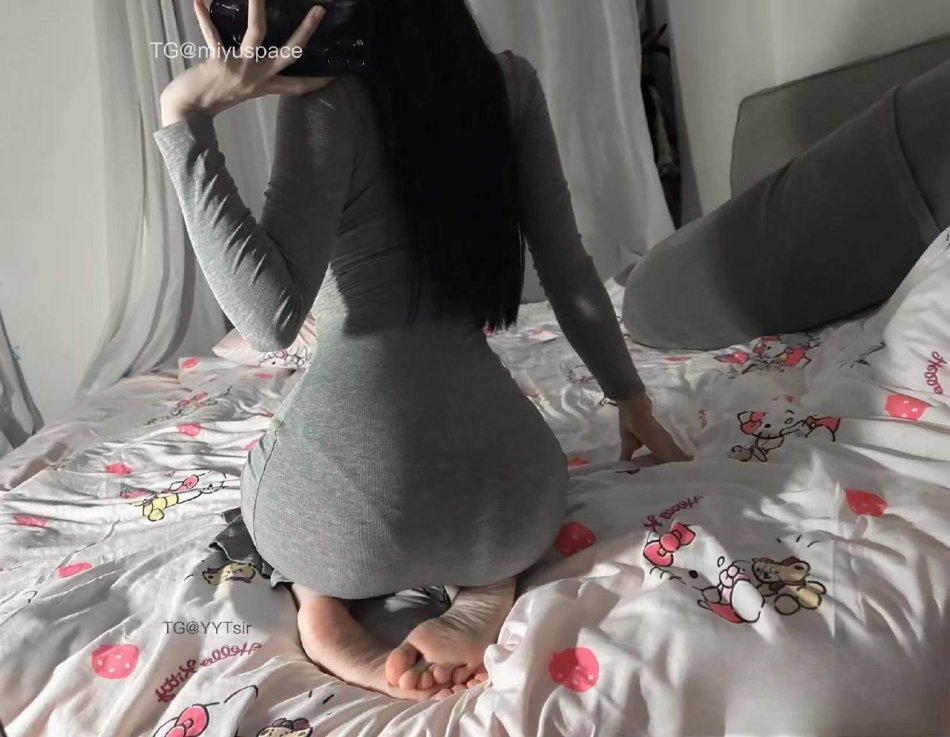 乔宝 2025-11-12 23:23:55 宝宝说想看，我就拍了 第4张