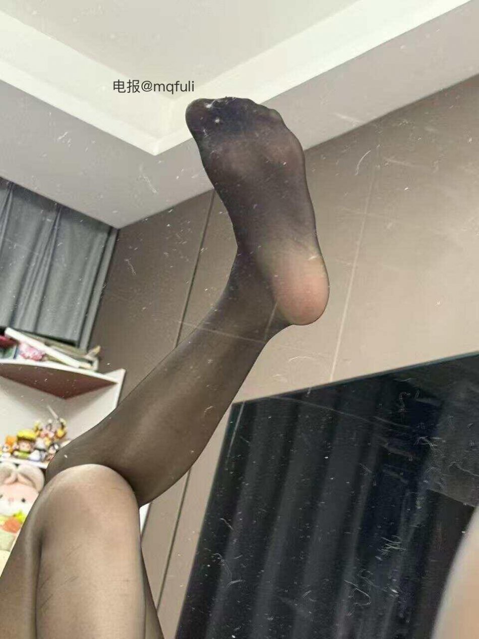 蛋蛋梦 2025-11-13 10:05:15 黑丝YYDS 第1张