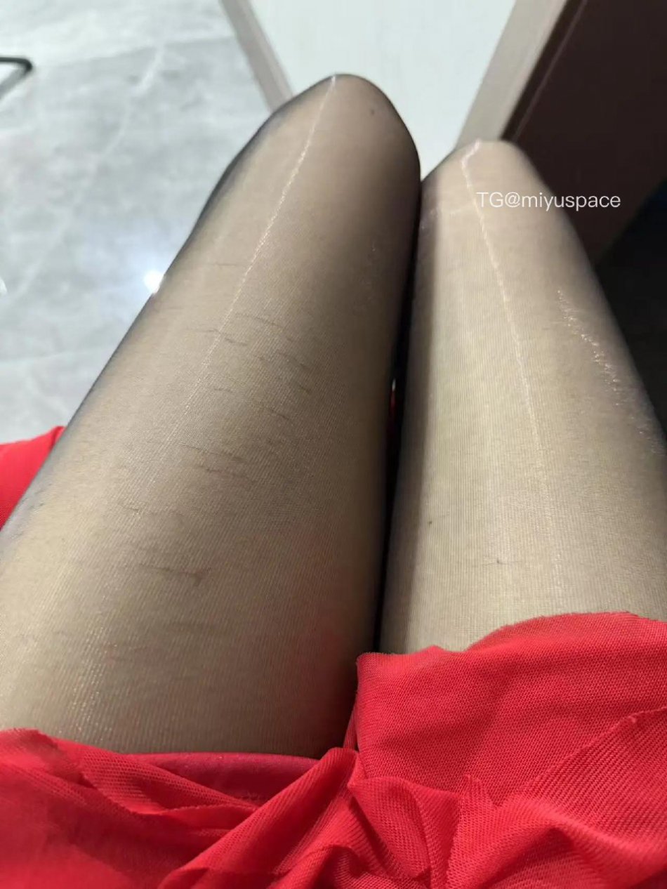 蛋蛋梦 2025-11-13 10:05:15 黑丝YYDS 第2张