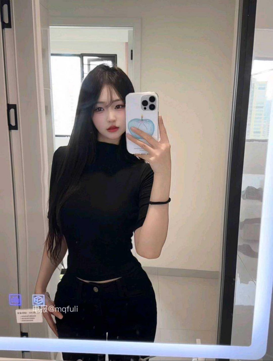 允朵 2025-11-13 11:31:36 谋爱之前，先谋生