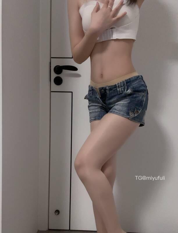 可爱不多 2025-11-11 18:13:54 不知道哥哥顶得住吗? 第2张