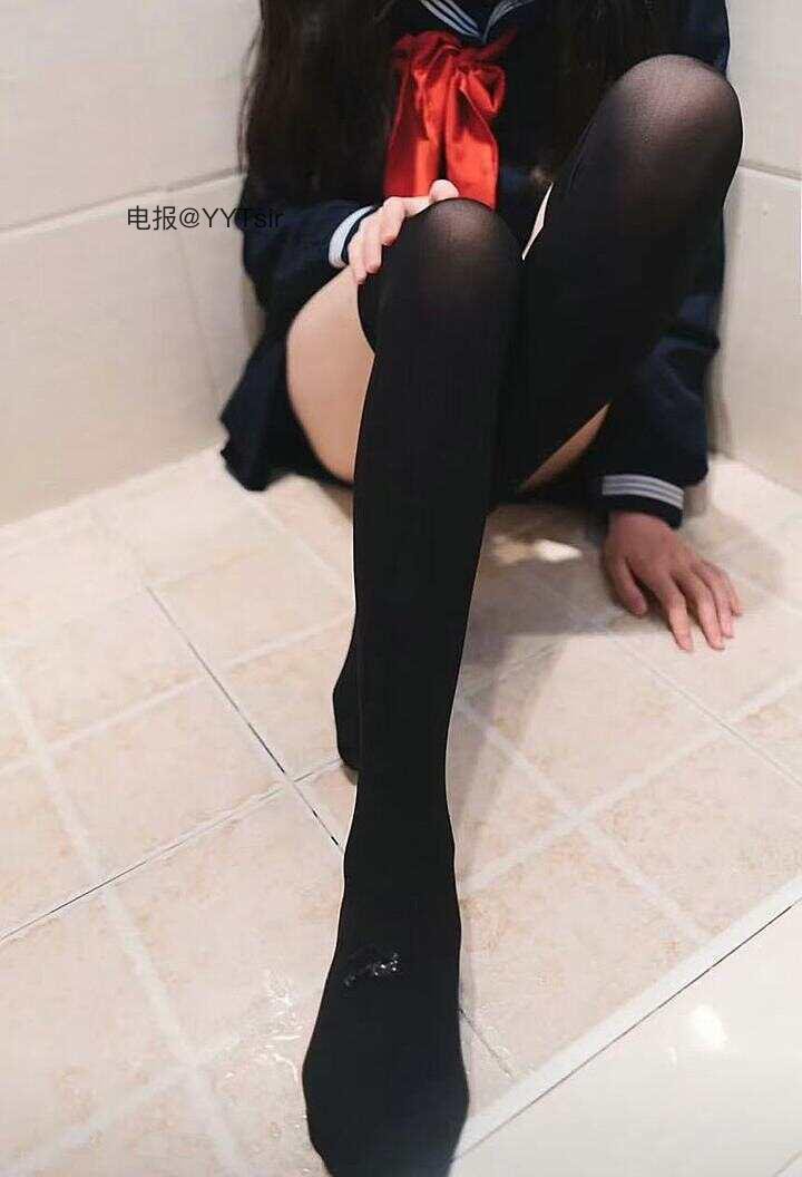 小喵眠 2025-11-12 15:20:59 紧身的包裹感,比你的拥抱更贴身🥰 第1张