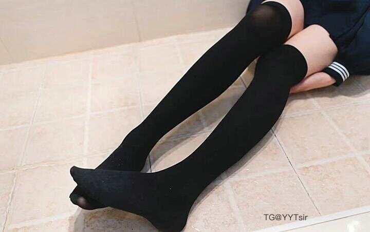 小喵眠 2025-11-12 15:20:59 紧身的包裹感,比你的拥抱更贴身🥰 第2张