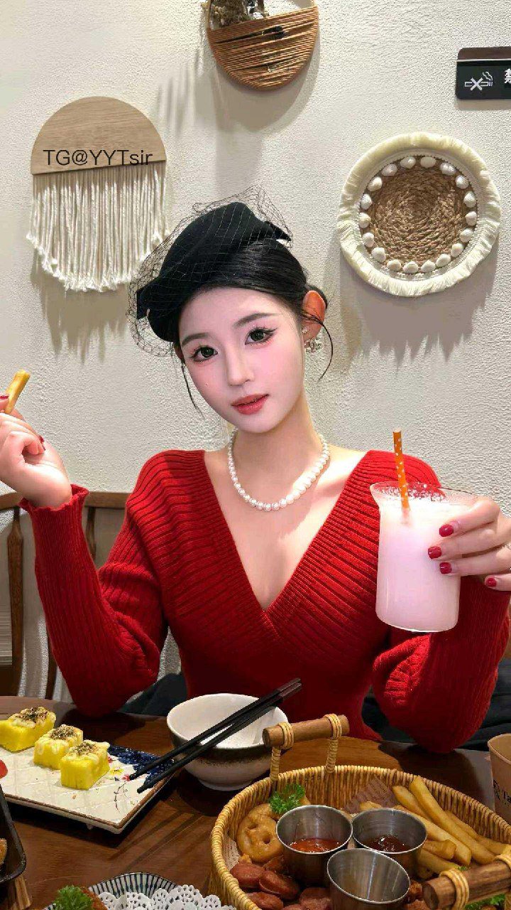 草莓熊啵啵 2025-11-19 11:29:30 可以坐我旁边吗 第3张