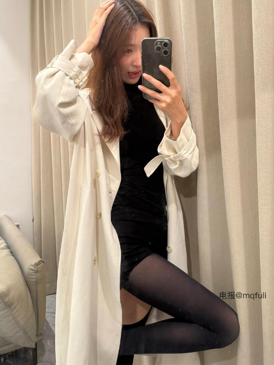 粉红小香猪 2025-11-20 14:09:04 臭宝要看的白衬衫🙂‍↔️ 第4张