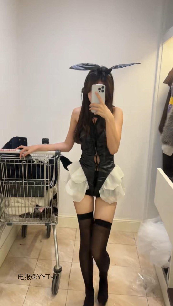 小迟点点 2025-11-28 16:32:38 我觉得这个时候该想我了