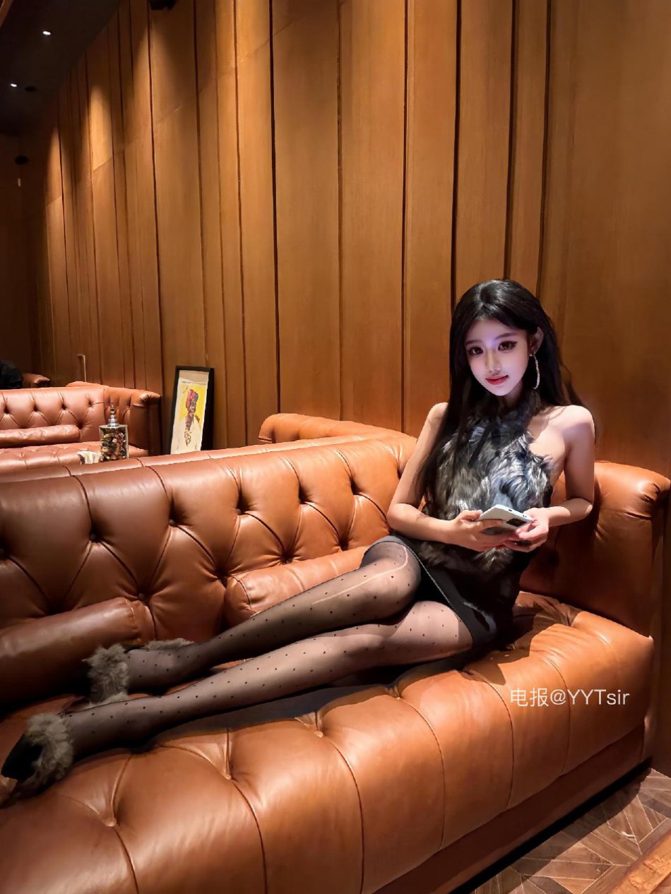 小鹿呀 2025-11-30 22:46:16 做你老婆 你几点回家 第1张