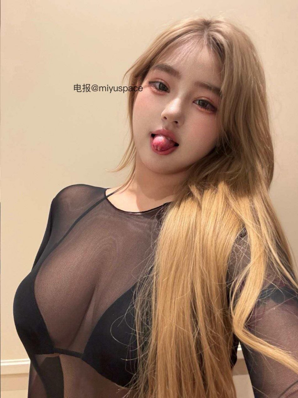 小优优子 2025-11-27 22:08:02 照片合集 66p