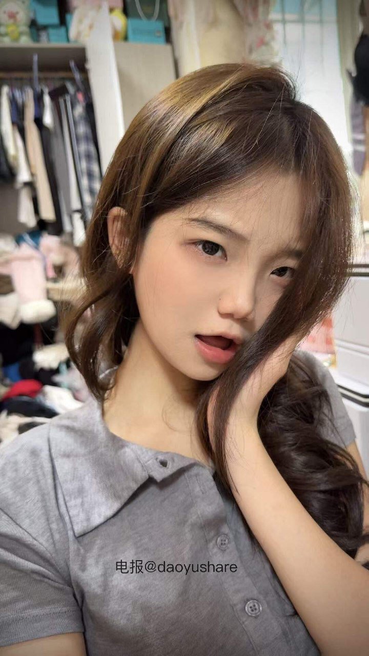 藤藤菜 2025-11-19 16:18:03 爱是自由意志的沉沦 第3张