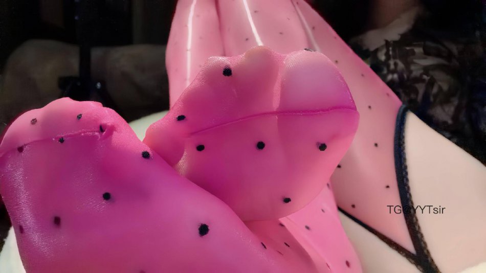 四季奶青 2025-11-13 17:49:30 照片合集 52p 第35张