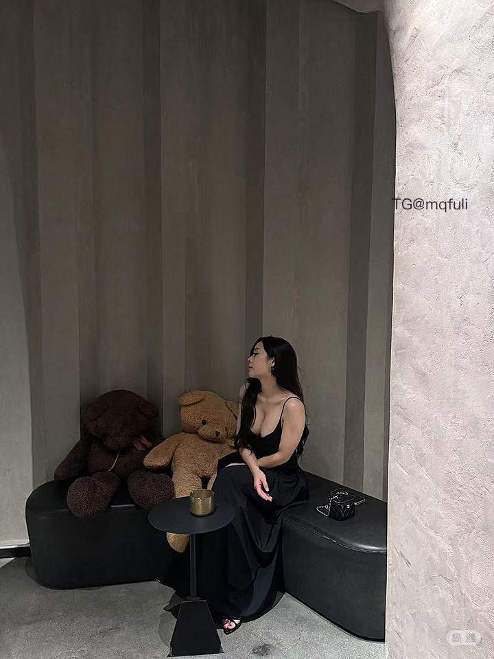 妻晨 2025-11-13 15:43:23 有点热🥵 第4张