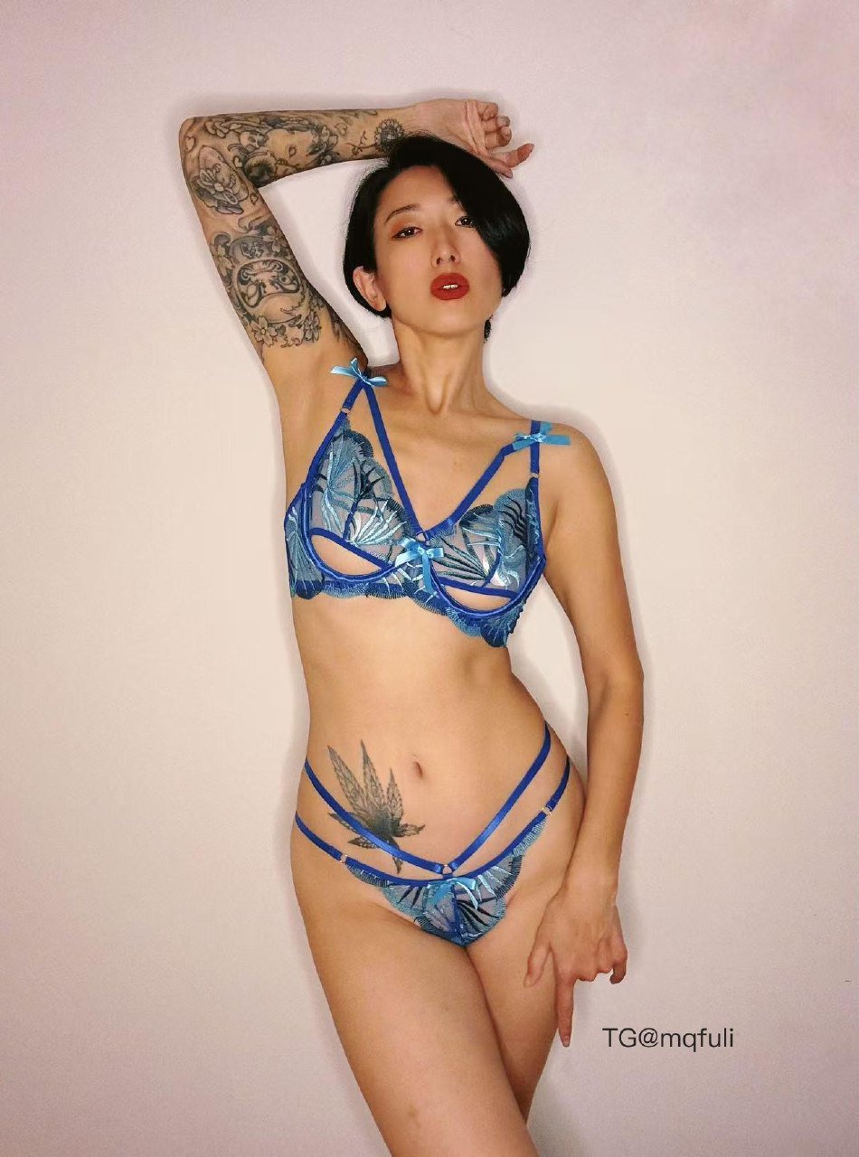 栗子Chen 2025-11-05 18:28:04 9️⃣张图 大海🌊的颜色