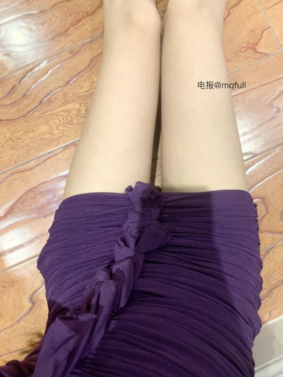 小柴不吃辣 2025-11-14 18:07:45 #付费贴 一组10张