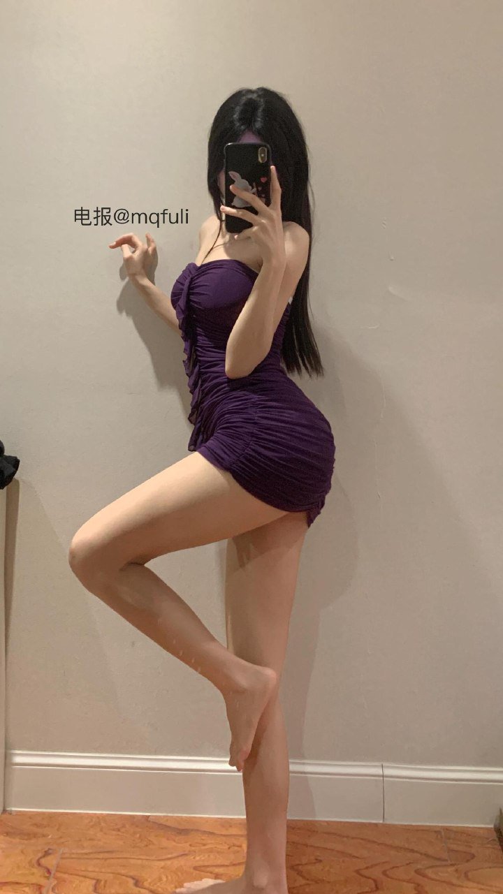 小柴不吃辣 2025-11-14 18:07:45 #付费贴 一组10张