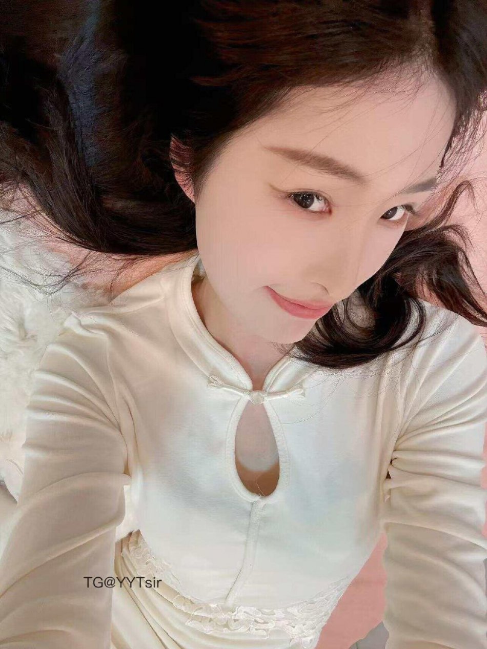 粉红小香猪 2025-12-01 09:58:52 早安~ 第1张