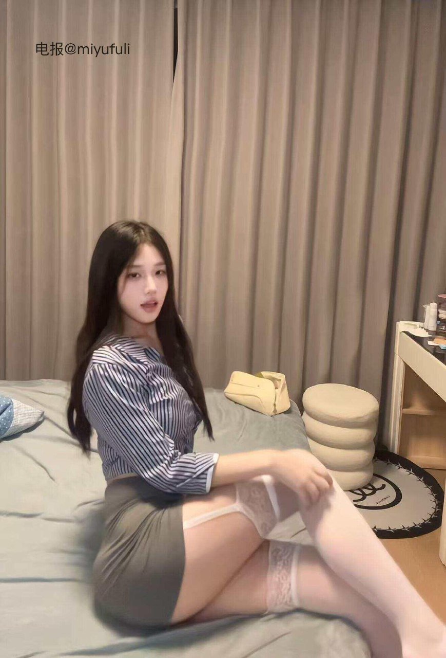 静静爱吃糖 2025-12-01 10:23:15 叶虽然凋零了,却自始至终都是如此美丽 第1张