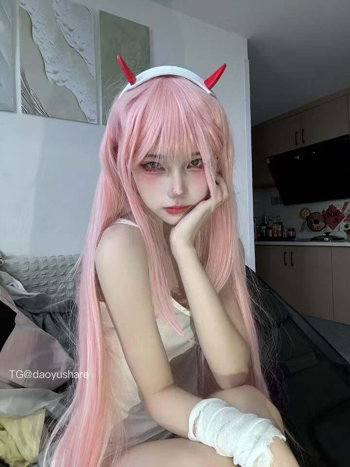 一只香 2025-12-03 10:53:20 有人笑着释怀有人在风里爱了又爱