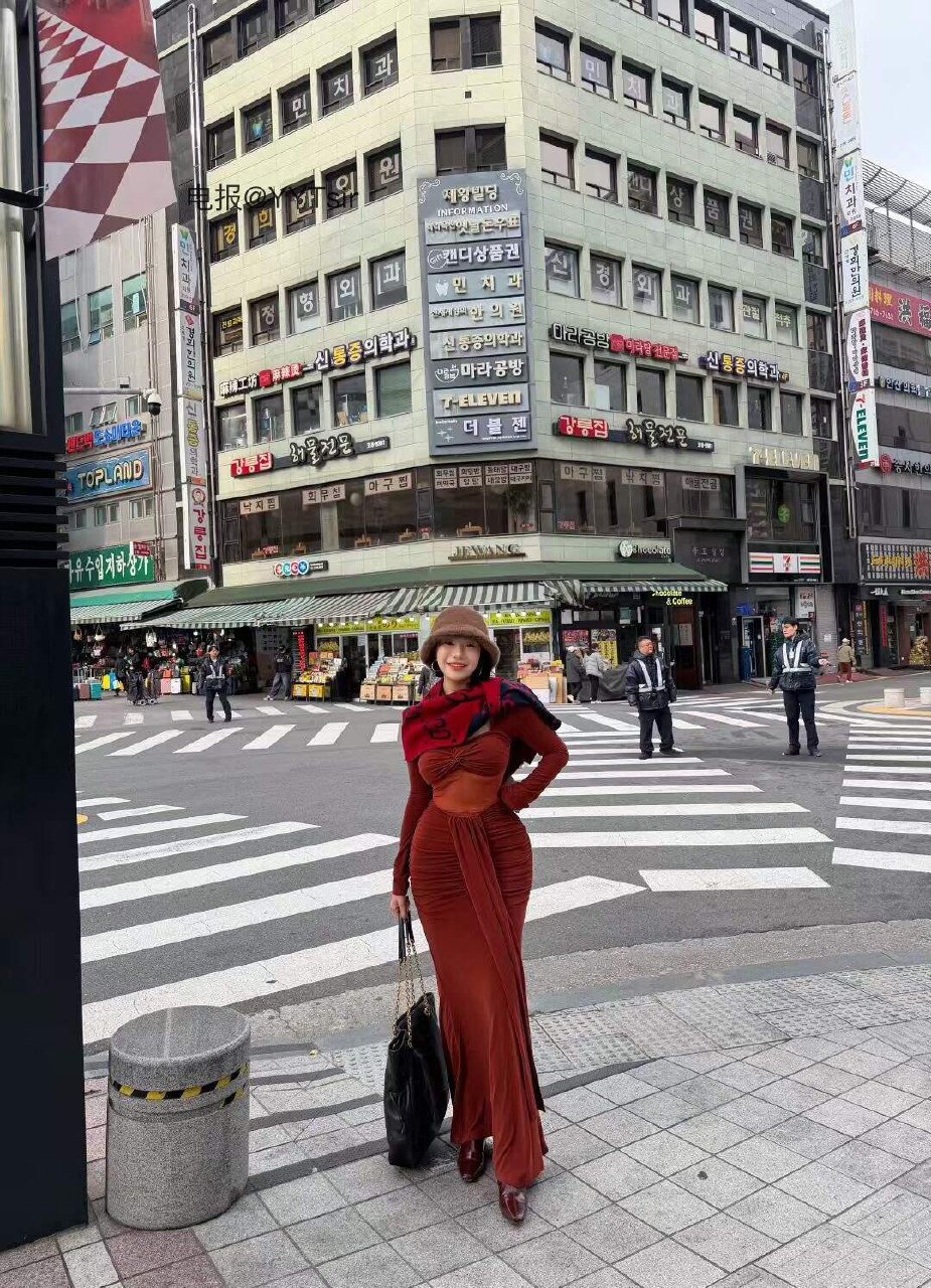 鹿瑶 2025-12-04 17:04:33 在自由的时间里 我更喜欢做我自己 第4张