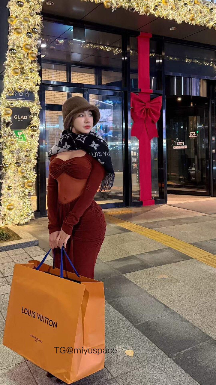 鹿瑶 2025-12-04 17:04:33 在自由的时间里 我更喜欢做我自己 第7张