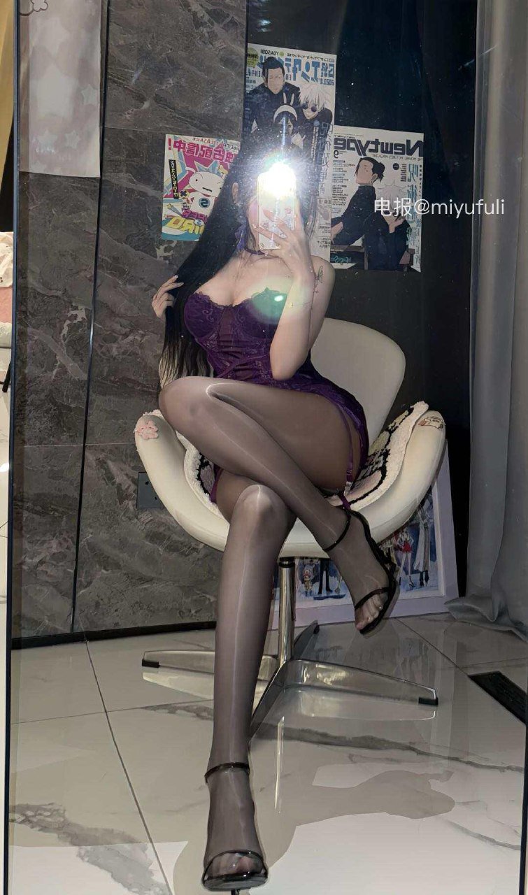 超蓝布罗莉 2025-12-08 06:33:15 有人和我一样很喜欢紫色吗 第4张