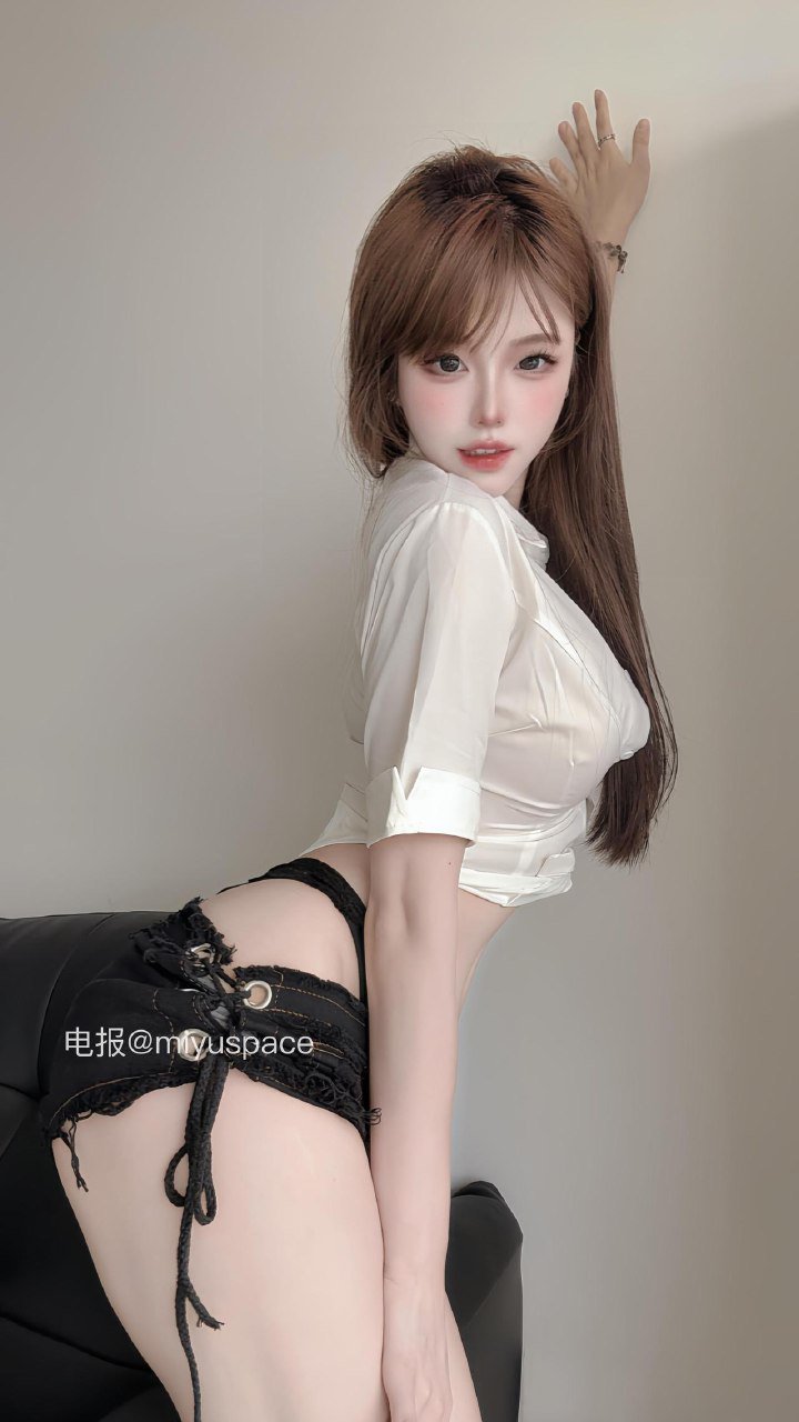 空心柚七 2025-12-14 17:49:47 捕捉每一丝奶甜光晕