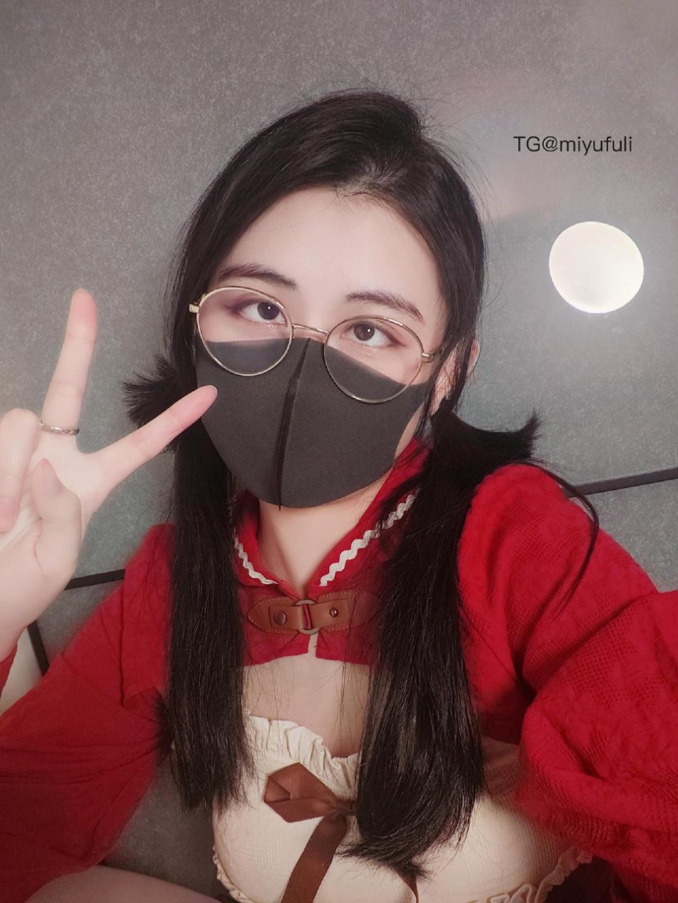 Naimi奶咪 2025-12-15 16:10:25 鸭梨太大记得愉悦自己