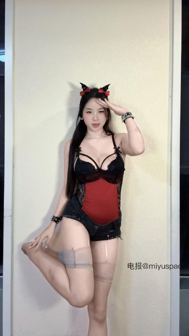 雅思把我杀了 2025-12-16 19:21:33 小恶魔套装来袭