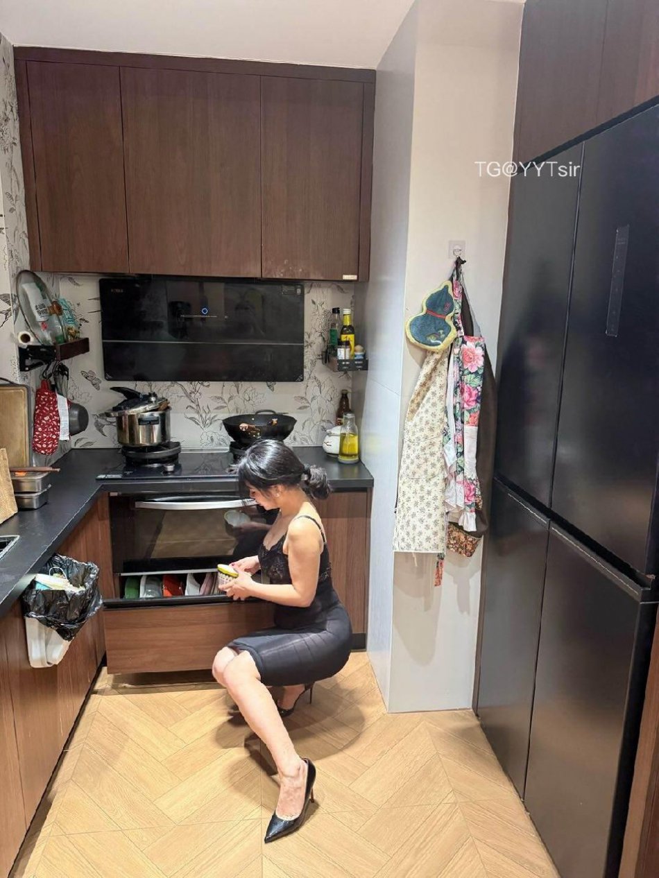 芳姨 2025-12-18 15:19:26 要跟姨姨一起做饭吗